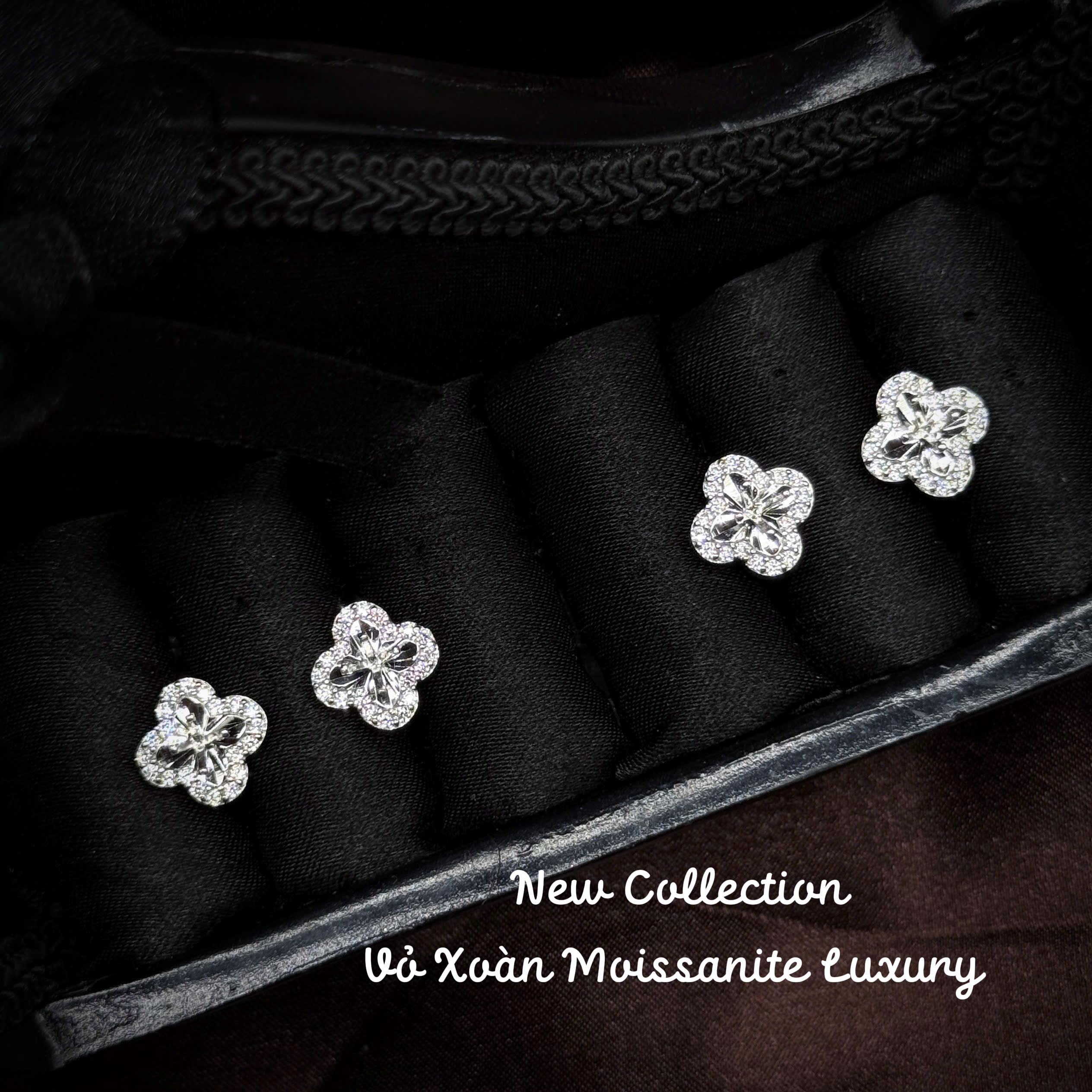 vỏ bông tai Moissanite hoa bốn cánh Luxury