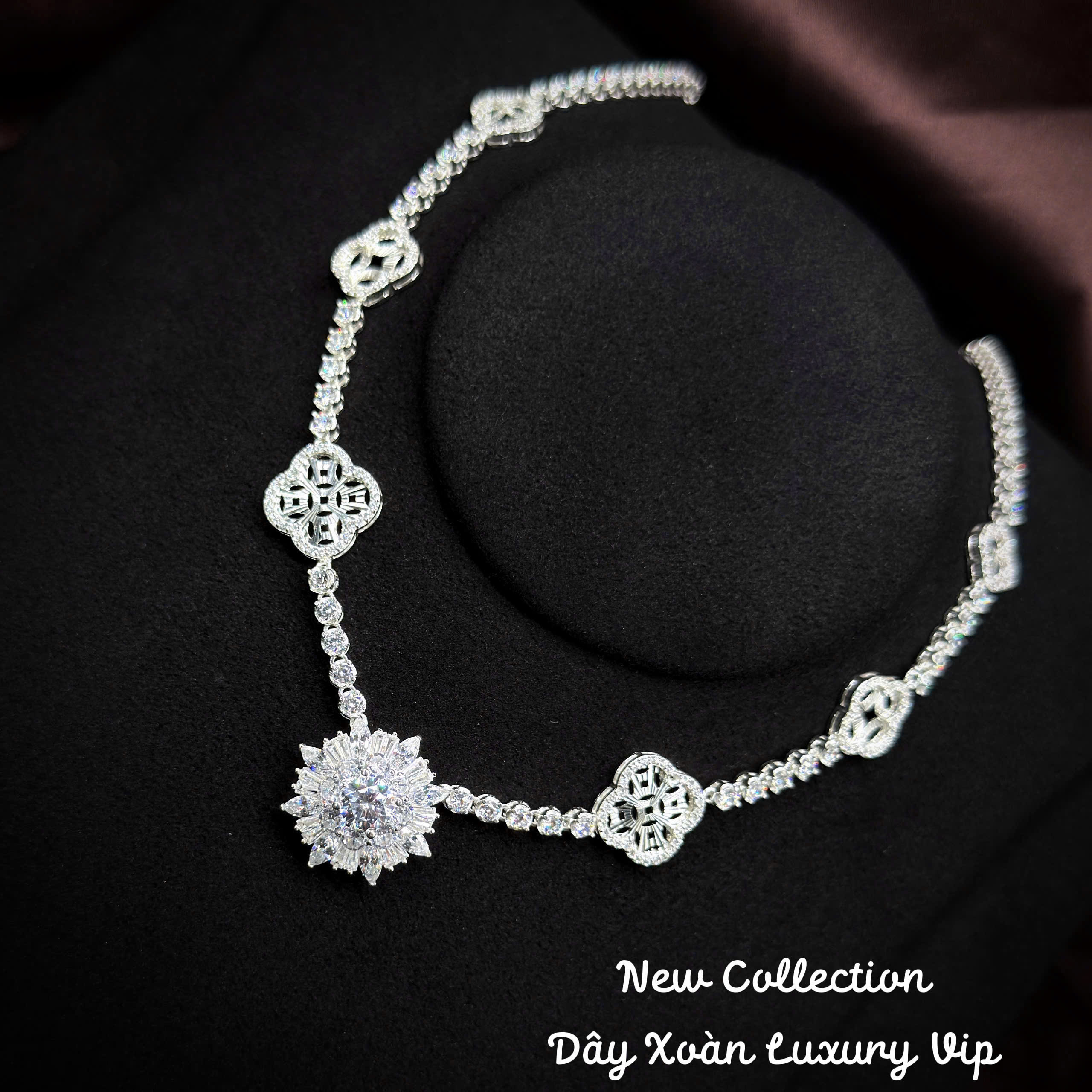 dây chuyền bạc xoàn luxury vip đính đá sang trọng