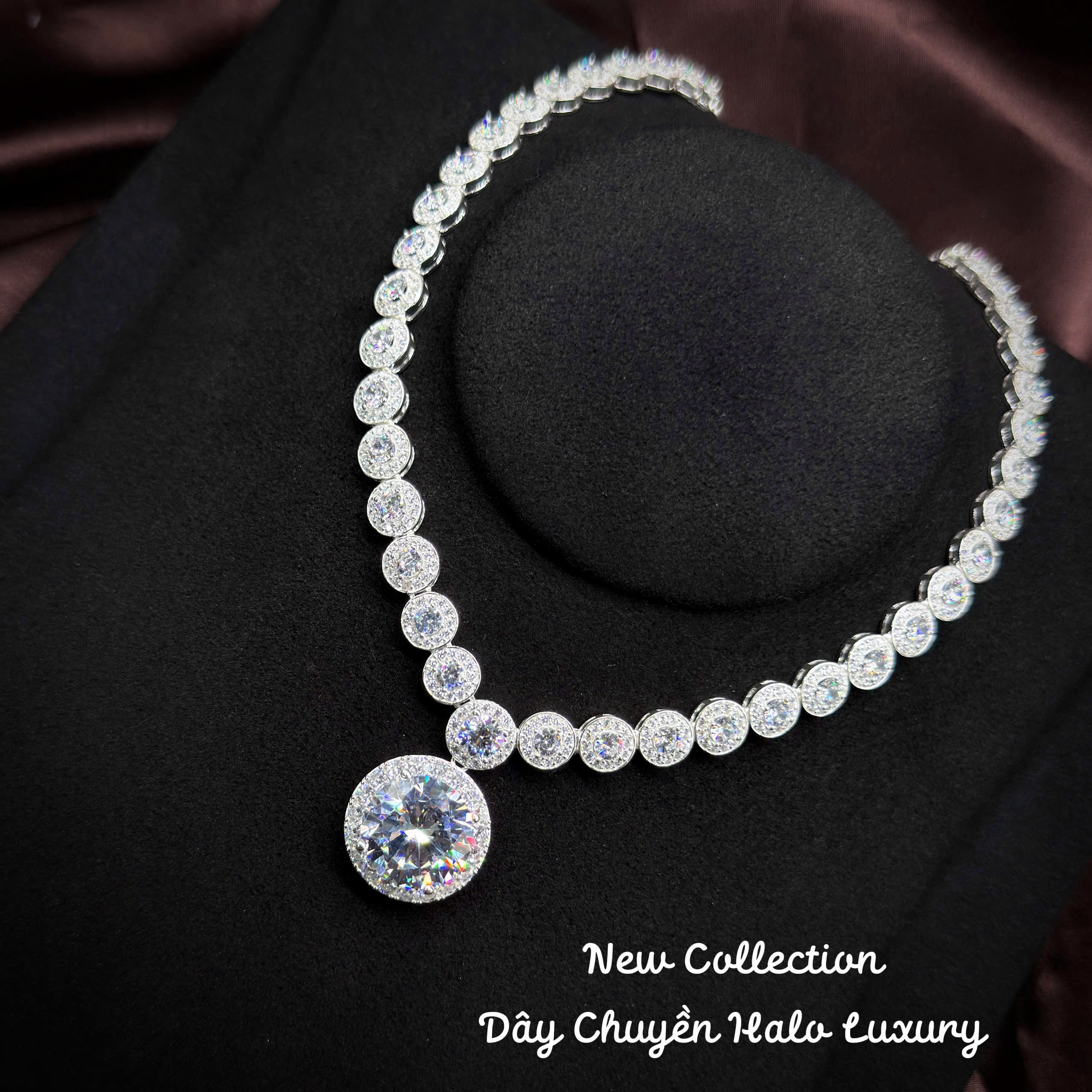 dây chuyền bạc halo luxury mặt tròn sang trọng
