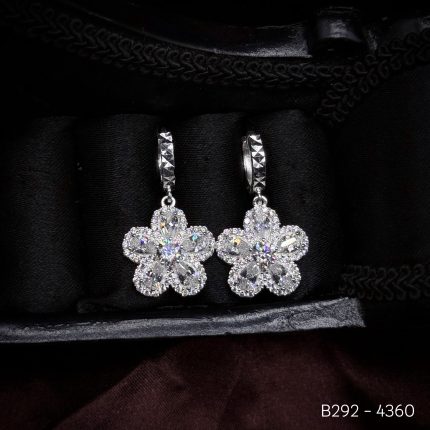 bộ trang sức bạc hoa 5 cánh gồm bông tai và mặt dây chuyền