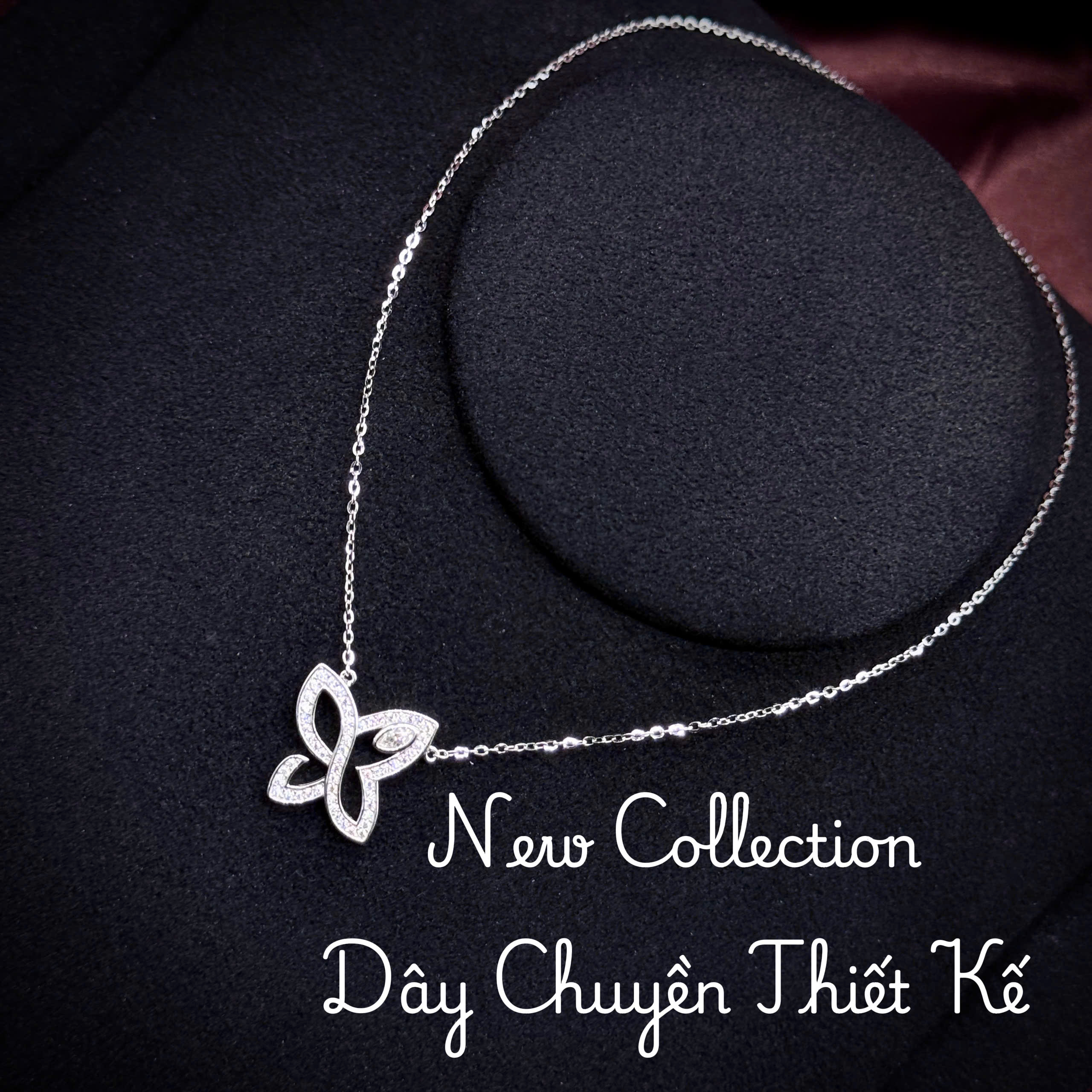 dây chuyền bạc bướm cách điệu Moissanite