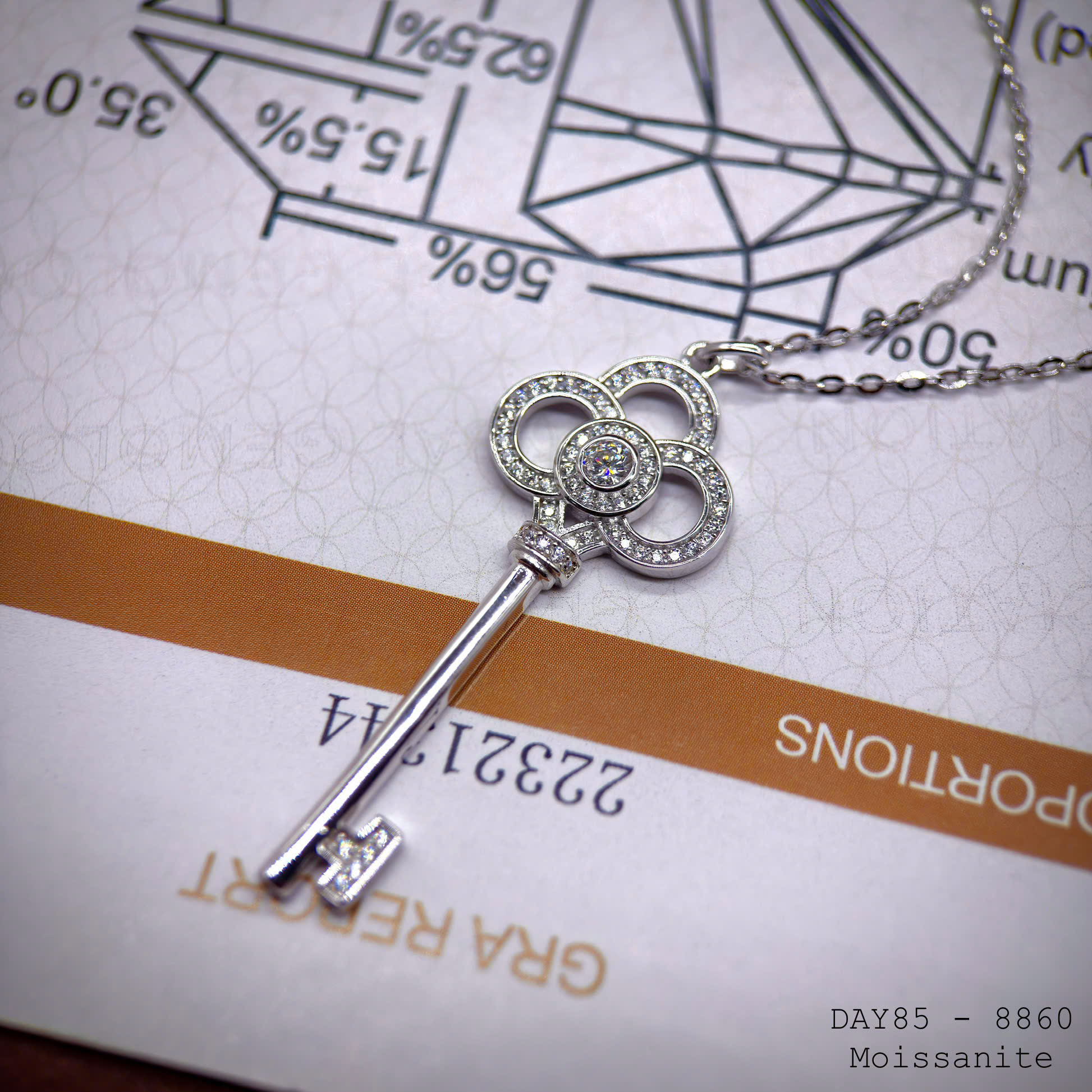 dây chuyền bạc chìa khóa Moissanite