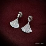 bông tai nữ mặt quạt xòe đính đá
