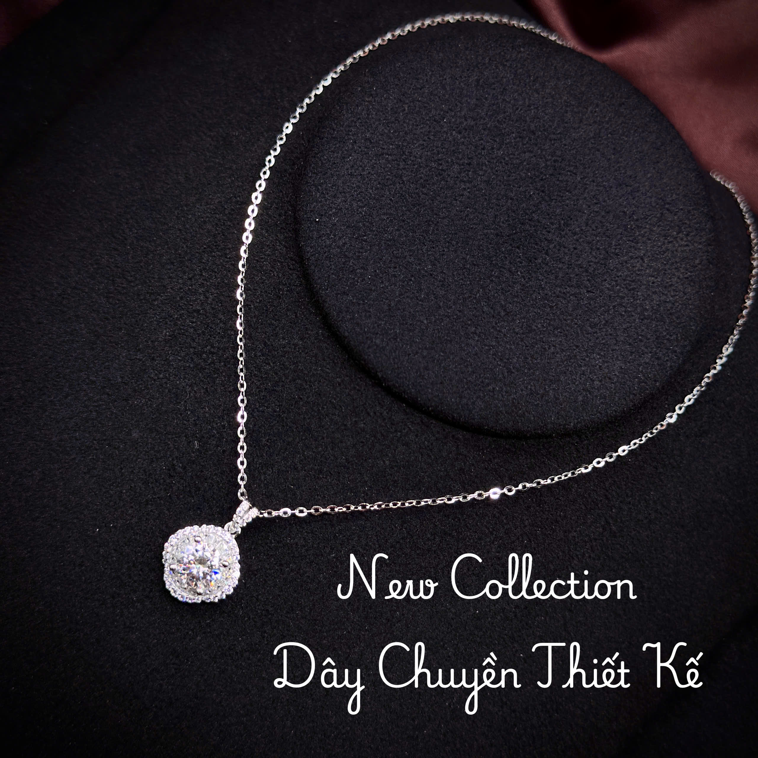 dây chuyền bạc viền đá chữ nhật Moissanite