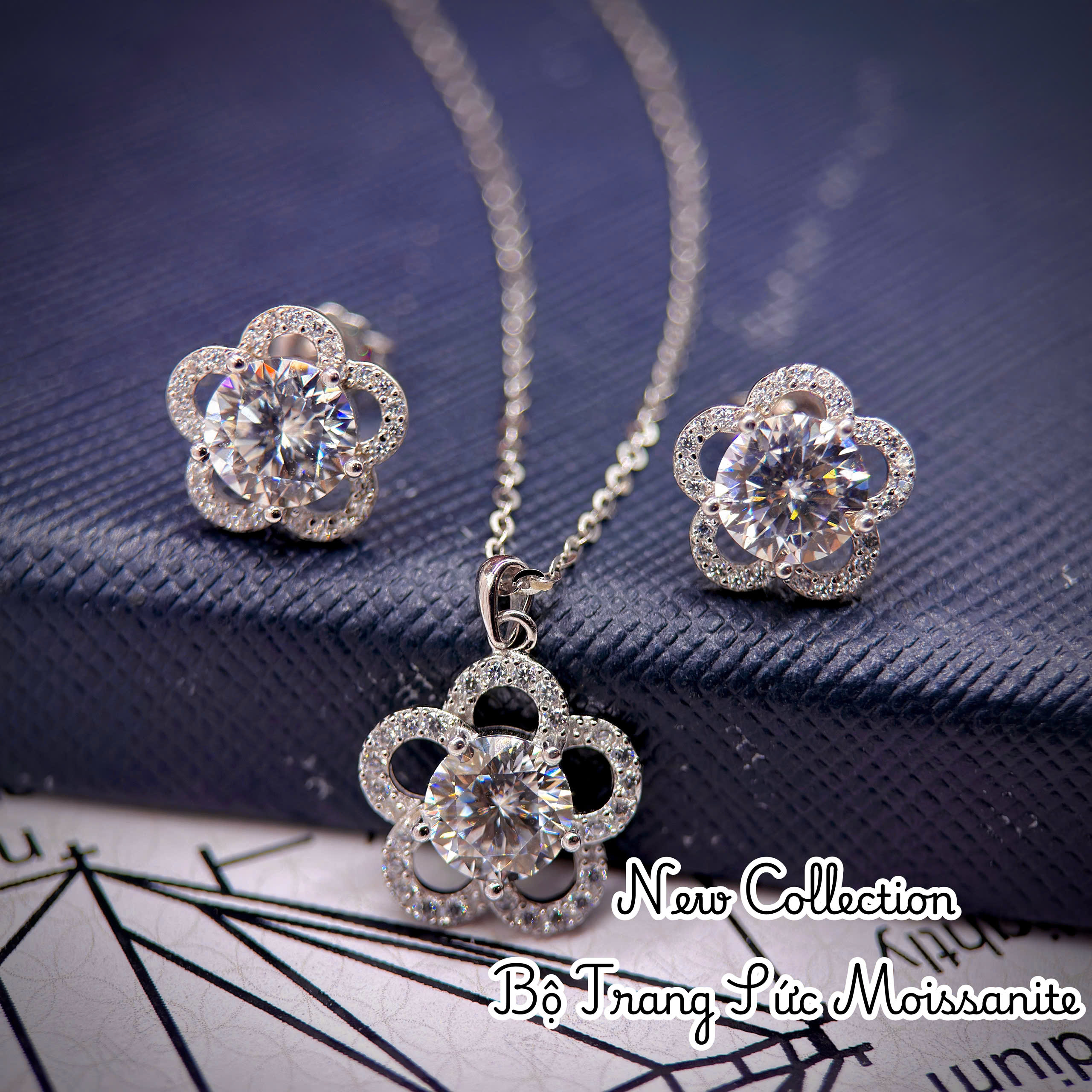 bo-trang-suc-bac-hoa-canh-tron-moissanite