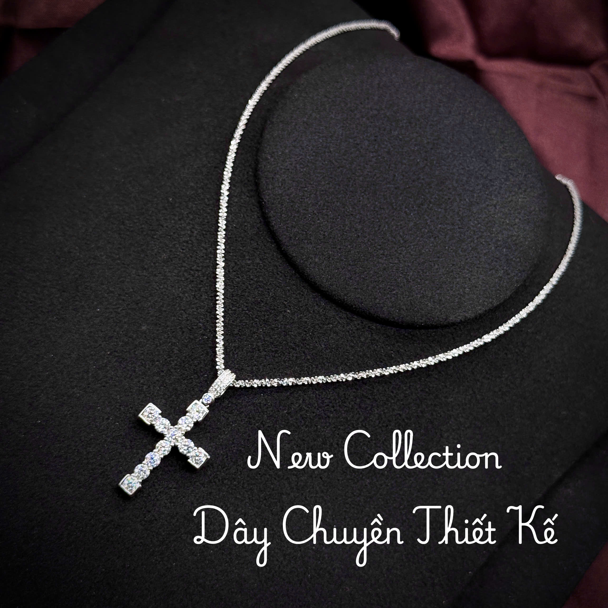 dây chuyền bạc thánh giá Moissanite