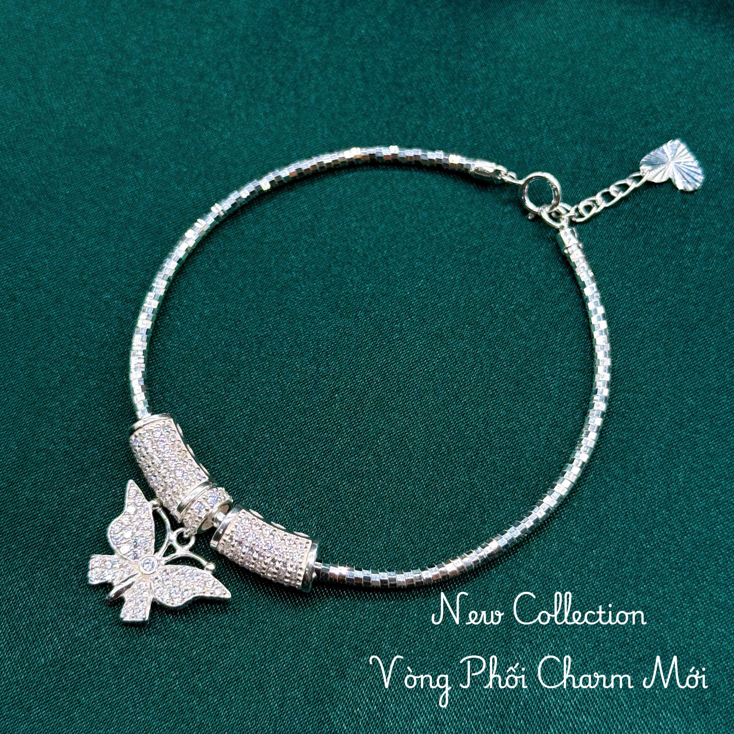 vòng tay nữ charm bướm đính đá