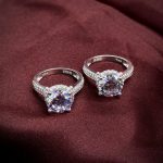 nhẫn bạc nữ đá chủ tròn viền halo